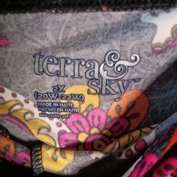 Terra & Sky Full Length Sueded Leggings Skull Flower Crown Print Size Plus 2X - Picture 5 of 9